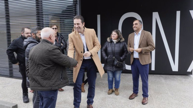 ep el conselleiro do mar alfonso villares visita la lonja de campelo en poio pontevedra ep el conselleiro do mar alfonso villares visita la lonja de campelo en poio pontevedra
