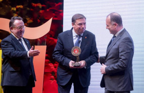 ep el ministro de agricultura pesca y alimentacion luis planas centro en el acto de entrega de la xv