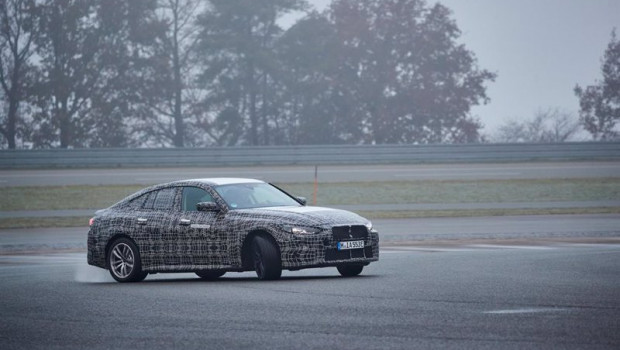 ep el nuevo bmw i4 camuflado