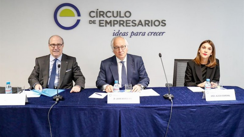 ep i-d el presidente del circulo de empresarios john de zulueta el presidente del comite de economia