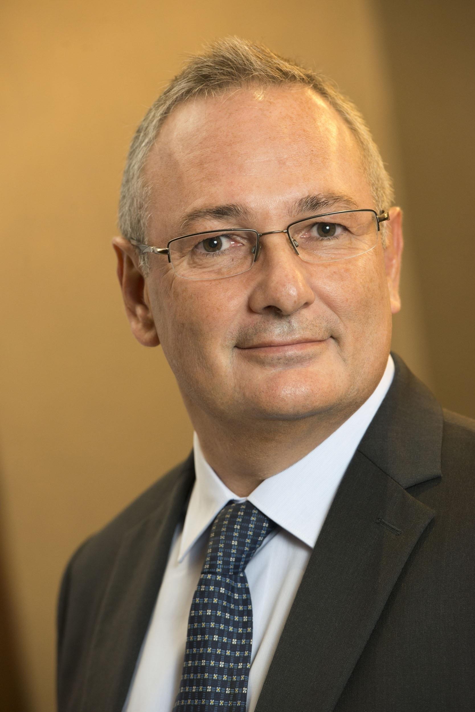 ep jenthe nuevo responsablerelaciones publicasgrupo europcar