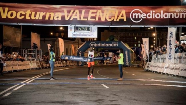 ep josphat kiptoo boit ganando15k nocturna valencia