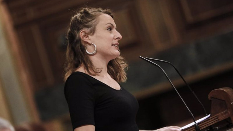 ep la diputada de la cup mireia vehi durante su intervencion en una sesion plenaria en el congreso ep la diputada de la cup mireia vehi durante su intervencion en una sesion plenaria en el congreso