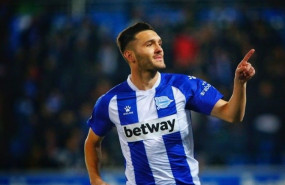 ep lucas perez celebra un gol del alaves