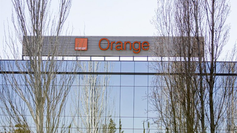 ep sede de la empresa orange en el parque empresarial la finca de pozuelo de alarcon madrid