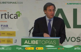 ep tomas pascual presidente de fiab durante un acto