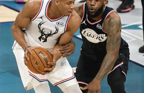 ep us charlotte team giannis giannis antetokounmpo l of the milwaukee bucks challenges team lebrons