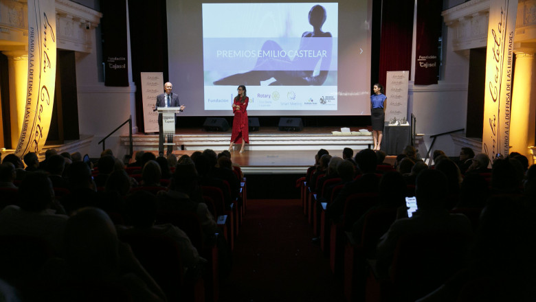 1238672 premiosemiliocastelar 