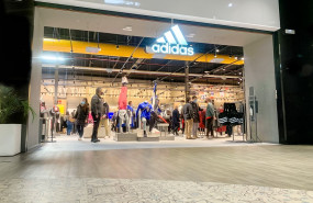 S&P rebaja la perspectiva sobre Adidas a 'negativa' por su recorte de estimaciones Bolsamania.com