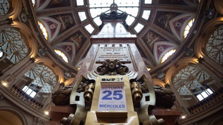 ep archivo   calendario a dia 25 de octubre en el palacio de la bolsa a 25 de octubre de 2023 en