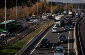 ep archivo   circulacion en la autovia del este la a 3
