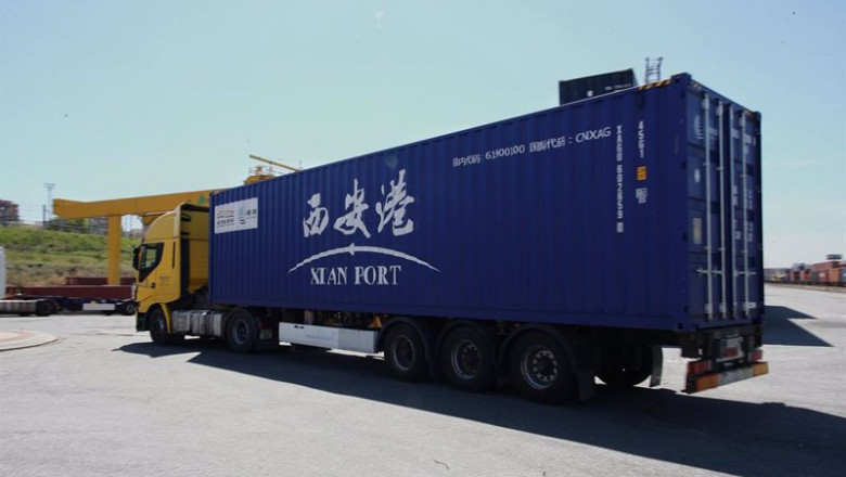 ep archivo   un camion circula por la estacion de mercancias abronigal a 7 de abril de 2021 en