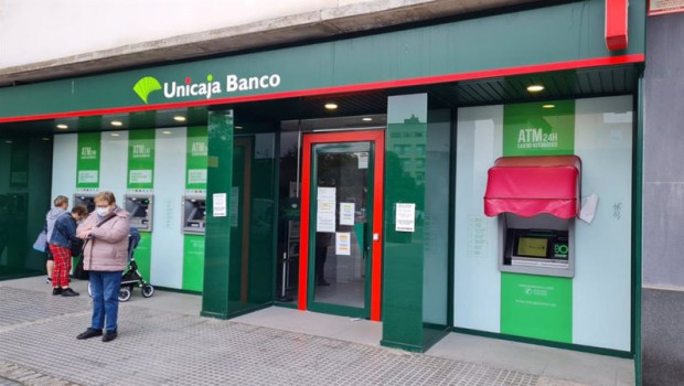 ep archivo   una oficina de unicaja banco 20220526172706