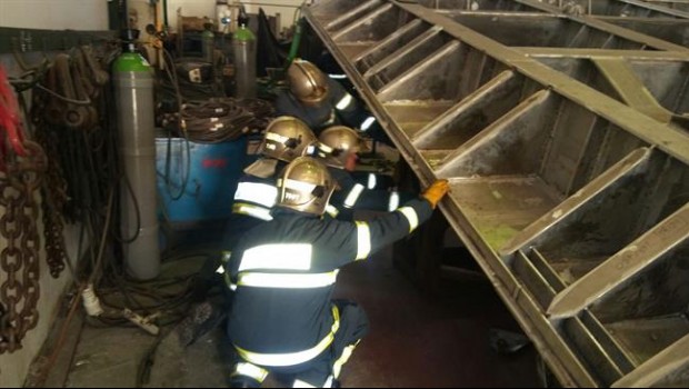 ep bomberos actuanaccidente laboral mortaluna navepuerto real