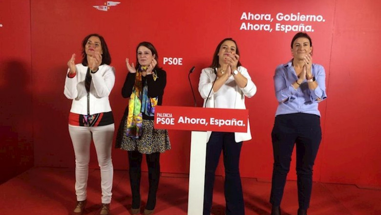 De izquierda a derecha: Seijo, Lastra, Andrés y Sánchez en el primer acto de pre campaña del PSOE en Palencia. | PSOE DE PALENCIA ep de izquierda a derecha seijo lastra andres y sanchez en el primer acto de pre campana del psoe en
