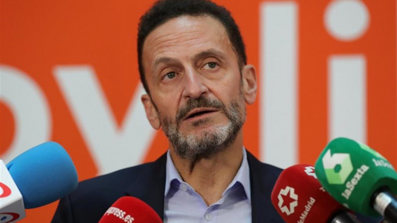 El diputado y portavoz adjunto de Ciudadanos en el Congreso, Edmundo Bal, responde a los medios en la Sede Nacional d Ciudadanos ubicada en la Calle Alcalá de Madrid. | Jesús Hellín - Europa Press ep diputadoportavoz adjuntociudadanoscongreso edmundo bal respondelos mediosla sede nacional d ciudadanos ubicadala calle alcala de madrid 20190805102702