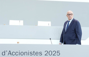 ep el presidente del banco sabadell josep oliu durante la junta general extraordinaria de