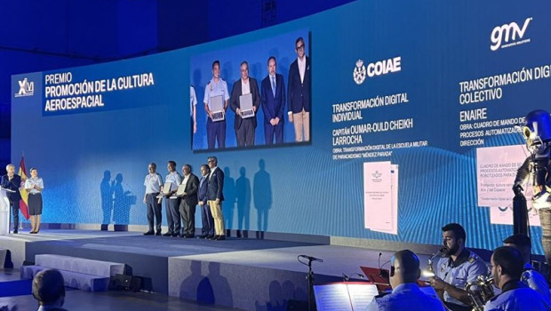 ep enaire recibe un premio del ejercito del aire y del espacio por su innovacion en la