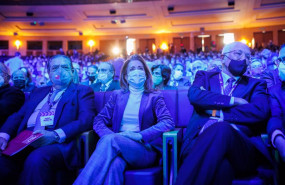 ep i d el presidente de boluda corporacion maritima vicente boluda la ministra de transportes
