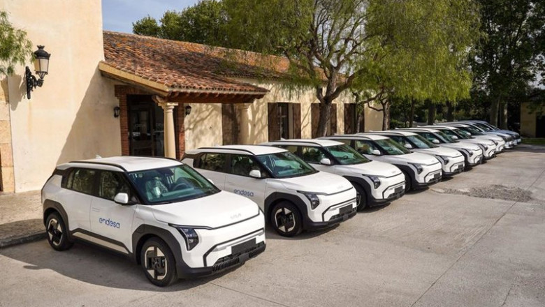 Kia vuelve a ser elegida por Endesa para avanzar en la electrificación de su flota corporativa | KIA ep kia vuelve a ser elegida por endesa para avanzar en la electrificacion de su flota corporativa