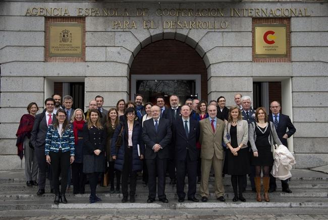 La comisión interministerial tras aprobar el V Plan Director de Cooperación | TWITTER FERNANDO GARCÍA CASAS ep la comision interministerialaprobarv plan directorcooperacion