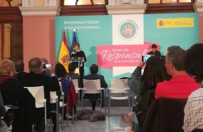 ep la ministra durantepresentacionla guia