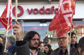 ep manuel lago a la derecha en una imagen de archivo cuando era diputado de en marea-podemos