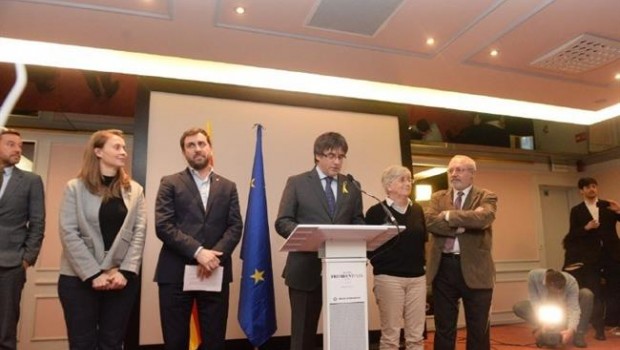 ep meritxell serret toni comin carles puigdemont clara ponsati y lluis puig