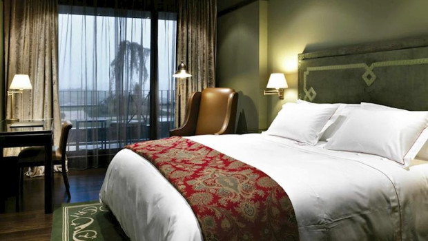 ep una habitacion de hotel de pamplona ep una habitacion de hotel de pamplona