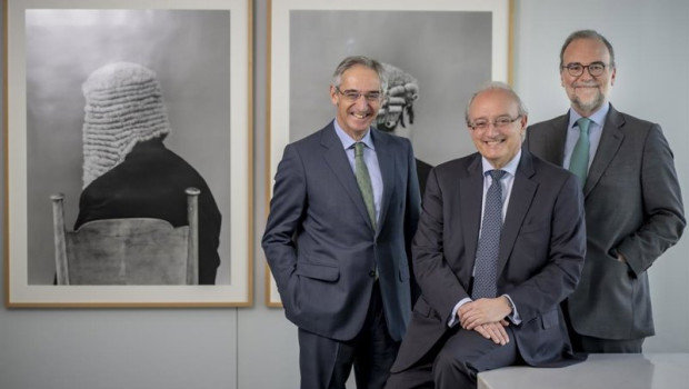 ep uria menendez renueva su direccion con los nombramientos de salvador sanchez teran y antonio ep uria menendez renueva su direccion con los nombramientos de salvador sanchez teran y antonio