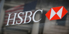 hsbc bat les attentes avec un benefice avant impots en hausse de 74 au troisieme trimestre 