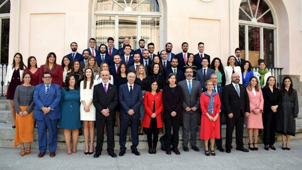ep acto de entrega de titulos