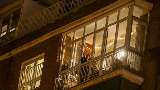 ep aplausos por los sanitarios en los balcones de madrid