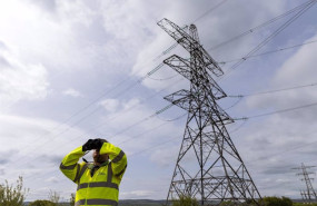 ep archivo   iberdrola cierra la compra de enw y se consolida como un gigante en redes electricas de