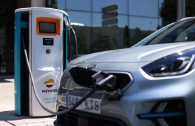 ep archivo   punto de recarga de repsol para kia