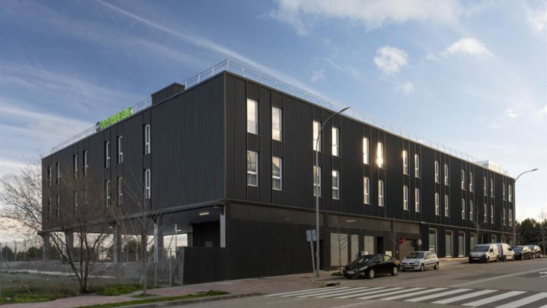 ep bb hotel madrid vallecas ensanche