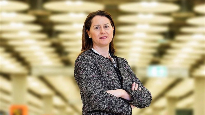 ep directora general de aeropuertos de aena elena mayoral