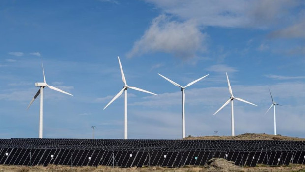 ep edpr conecta a la red el primer parque hibrido eolico solar de espana