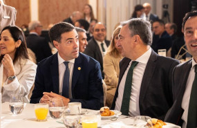 ep el lehendakari del gobierno vasco imanol pradales i y el presidente del pnv aitor esteban d