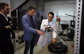 ep el presidente del gobierno de espana pedro sanchez durante la visita la sede de clue technologies ep el presidente del gobierno de espana pedro sanchez durante la visita la sede de clue technologies
