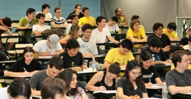 Estudiantes universitarios | TWITTER ep estudiantes universitarios