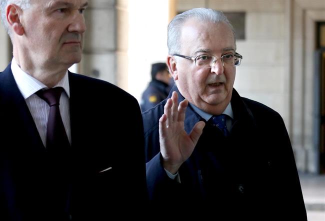 El exconsejero Antonio Fernández llega a la Audiencia para el juicio de los ERE | EUROPA PRESS ep exconsejero antonio fernandez llegala audienciajuiciolos ere