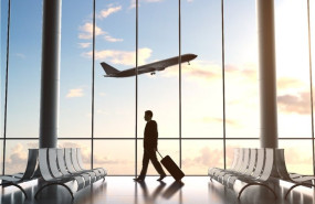 ep imagen de viajero en un aeropuerto