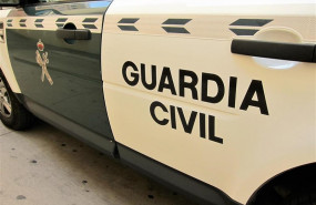 ep imagenrecursoun cochela guardia civilescudo
