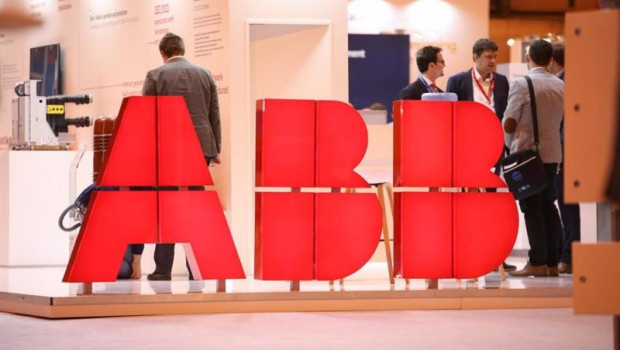 ep logo de abb en el stand de la empresa en la feria cired 2019