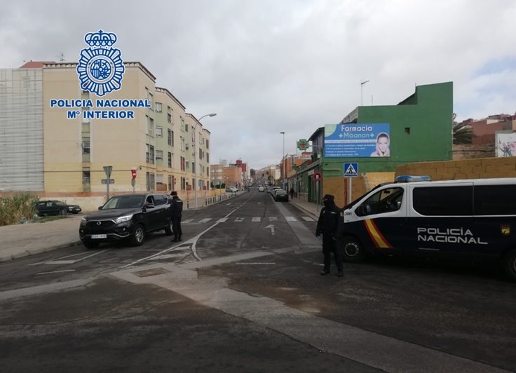 ep los controles aumentan en los barrios perifericos de melilla para garantizar el confinamiento ep los controles aumentan en los barrios perifericos de melilla para garantizar el confinamiento