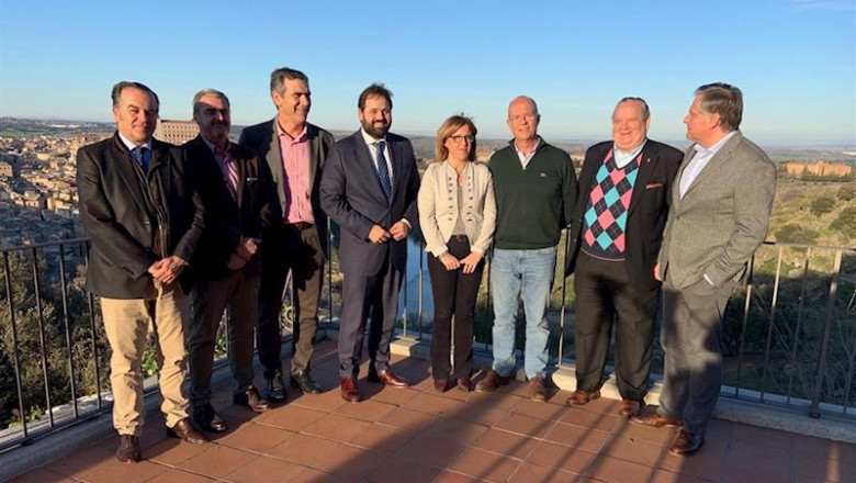 Núñez con senadores del PP | EUROPA PRESS ep nunez con senadores del pp