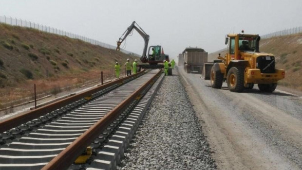 ep obras del ave en extremadura en una imagen de archivo