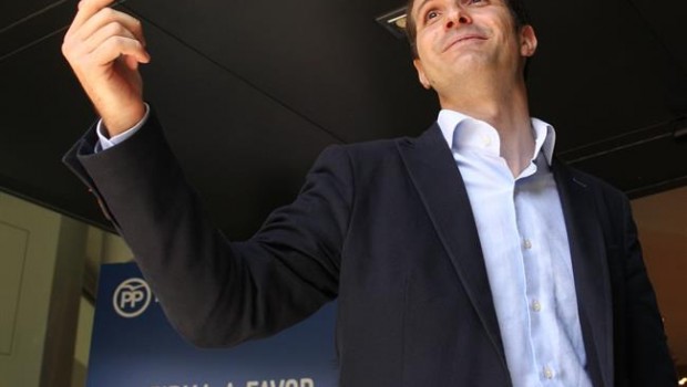 ep pablo casado atiendelos mediosla sede nacionalpp