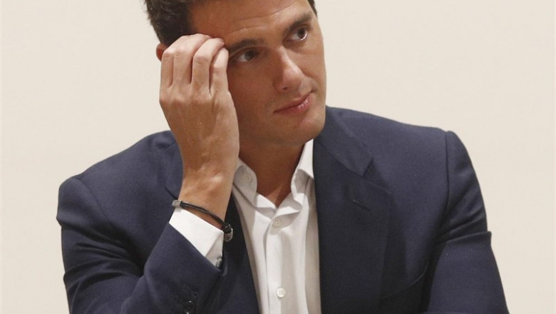 El presidente de Ciudadanos, Albert Rivera, preside la reunión extraordinaria del Consejo General de Ciudadanos en Madrid Marriott Auditorium, en la que se han nombrado nuevos cargos de la formación política. | Eduardo Parra - Europa Press ep presidenteciudadanos albert rivera presidereunion extraordinariaconsejo generalciudadanosmadrid marriott auditorium enquehan nombrado nuevos cargosla formacion politica